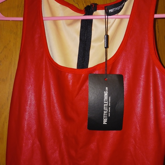 PRETTY LITTLE THING RED STRAP JUMPSUIT, PLEATHER, NWT, USA SIZE 4, VALENTINES - Picture 3 of 6